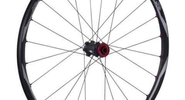 Autres Roue avant 26" Shimano XT disc centerlock 15mm